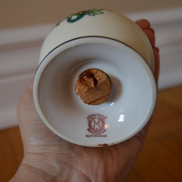 VTG Noritake Handpainted Sugar Shaker Made in Japan Gold Top Serveware Pottery. - Picture 5 of 8